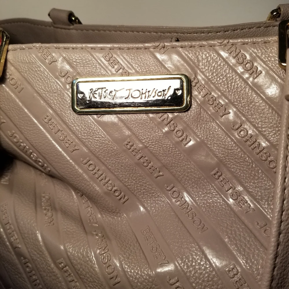 Betsey Johnson Tote - Picture 13 of 13